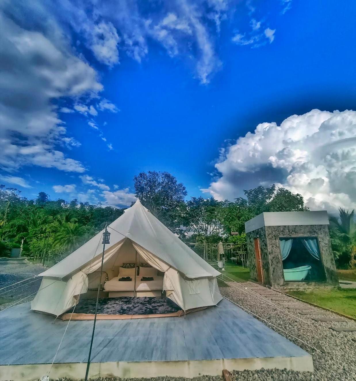 チェンダオ ザ ウェス ビレッジ Bed & Breakfast エクステリア 写真