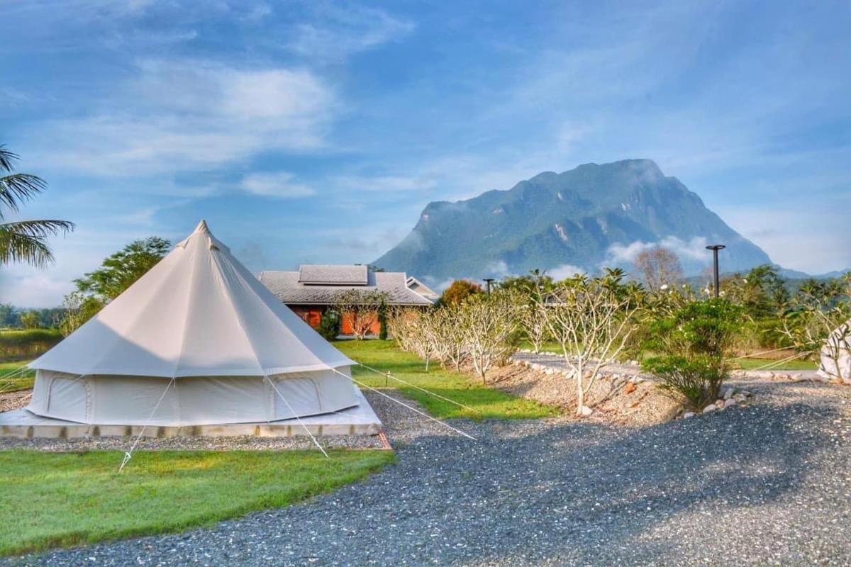 チェンダオ ザ ウェス ビレッジ Bed & Breakfast エクステリア 写真